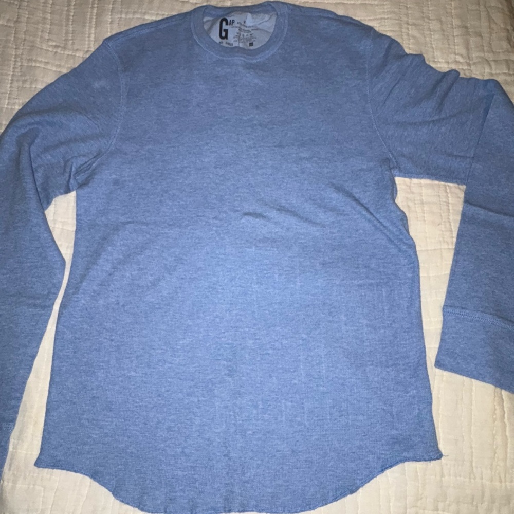 GAP Athletic Men's Medium Blue Long Sleeve Tee